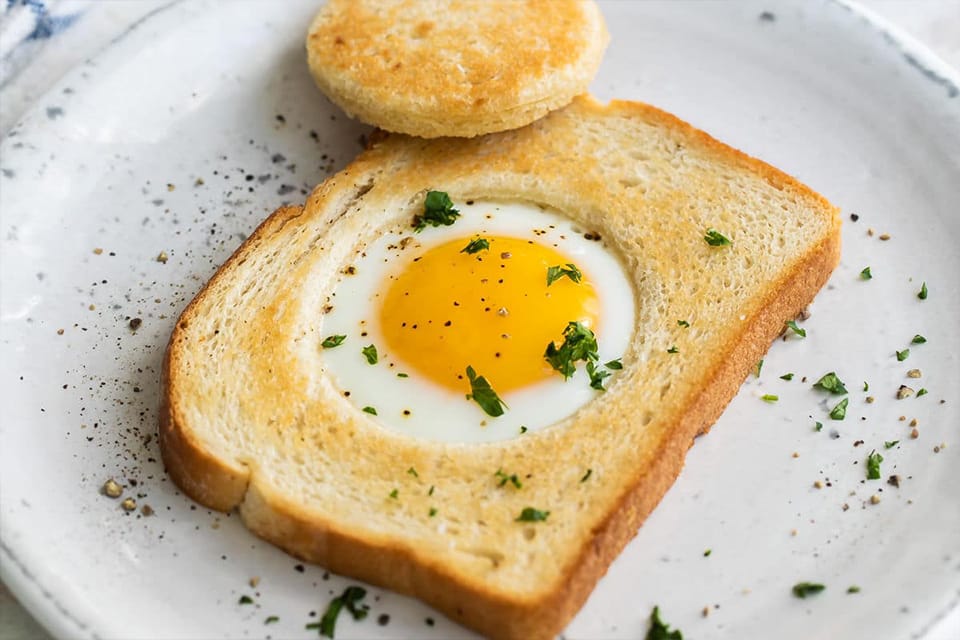 Egg in a hole sandwich | Mohit Bansal Chandigarh